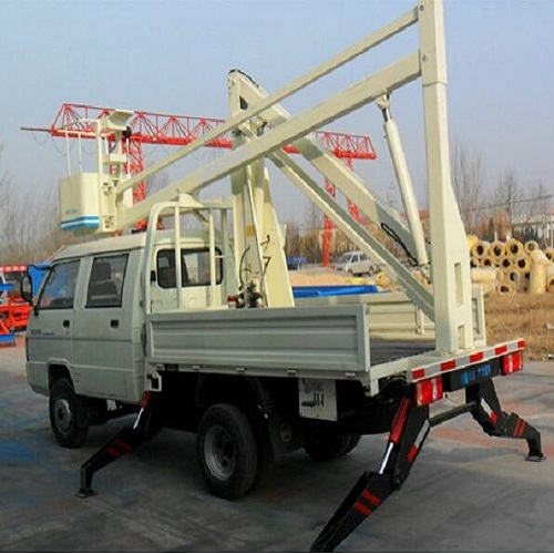 曲臂(bi)式升降機